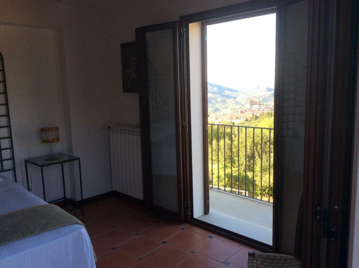 Bright Modern Country Home Castelbuono  Esterno foto